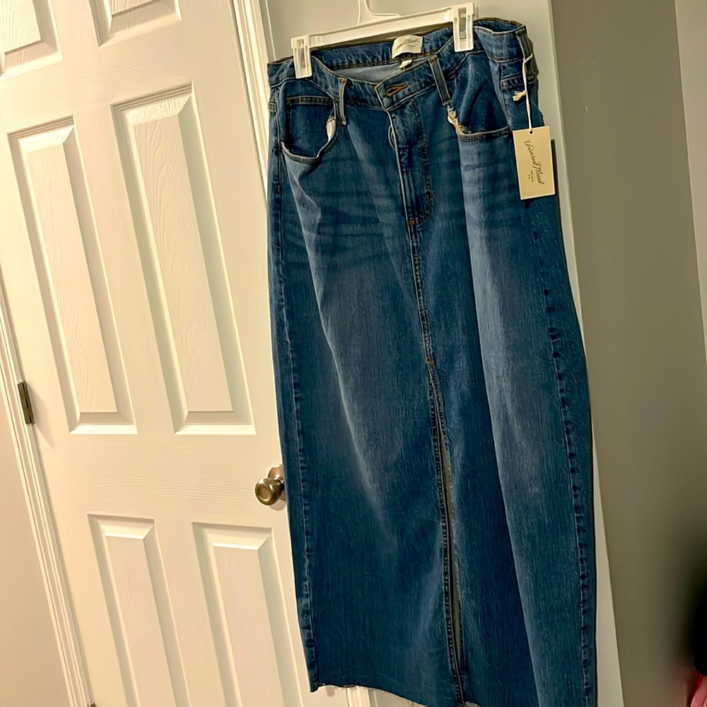 Denim skirt